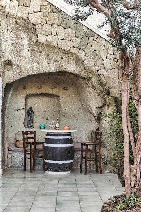 Appartamento In Pietra Di Tufo Verde Ischitana, Forio Forio di Ischia Exterior foto